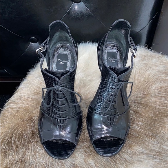 Christian Dior Black Lace Up Crocodile Booties ✨ - Picture 2 of 4